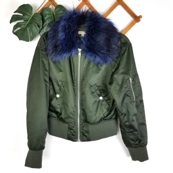 Urban Outfitters Jackets & Blazers - UO Silence+Noise | Medium Green Bomber Jacket